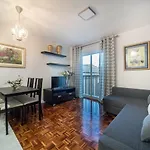 16 Calle Abad Gordillo